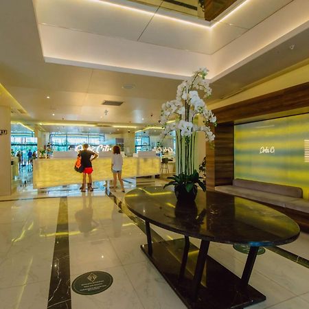 Orbi City Black Sea View Aparthotel Batumi Exterior photo
