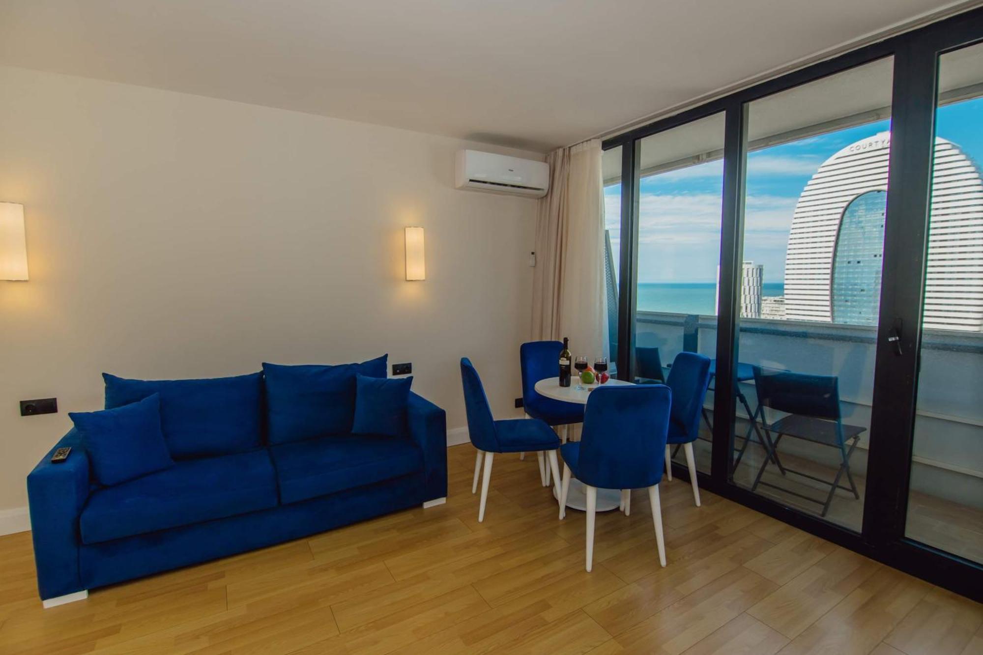 Orbi City Black Sea View Aparthotel Batumi Exterior photo