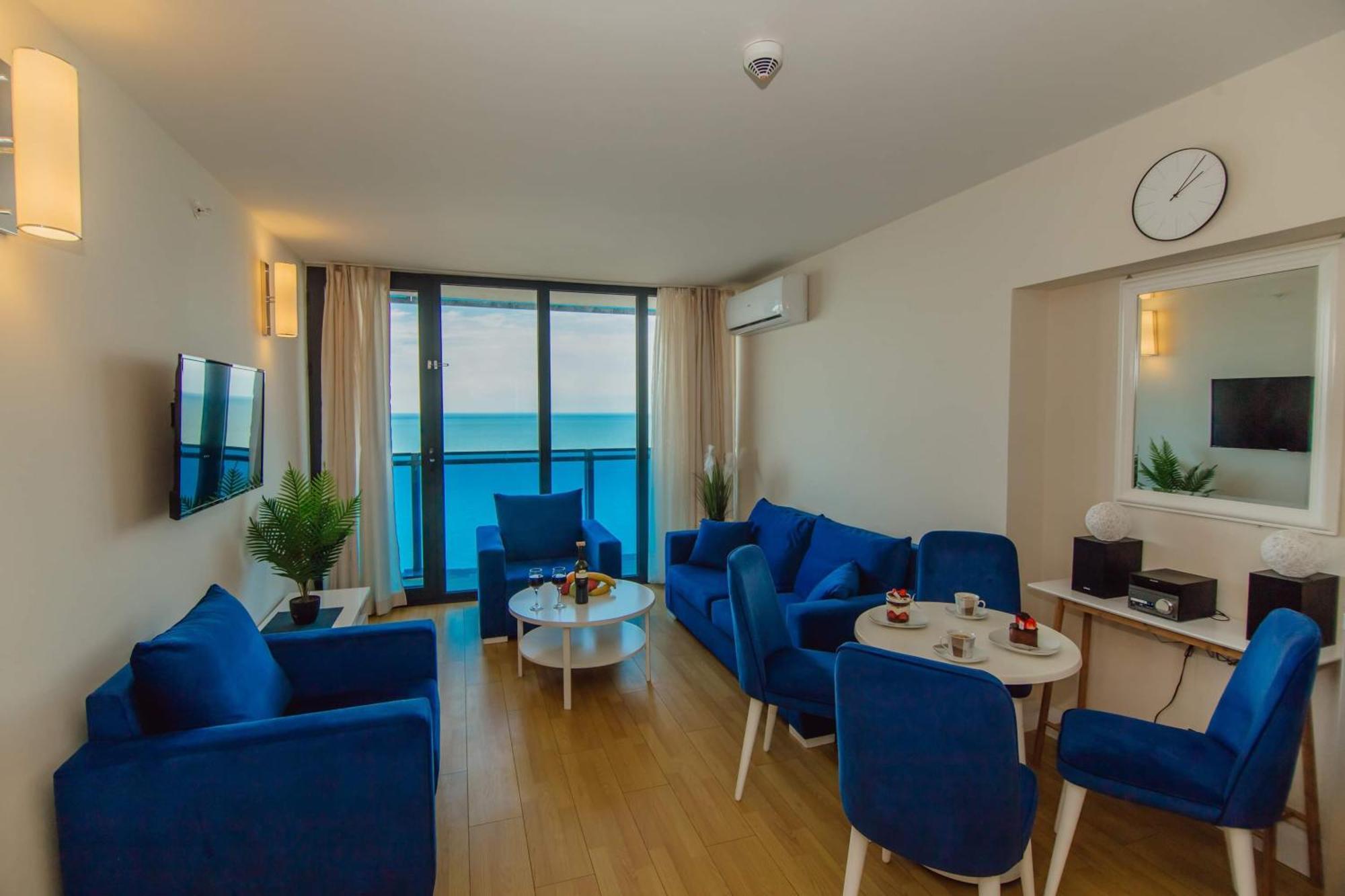 Orbi City Black Sea View Aparthotel Batumi Exterior photo