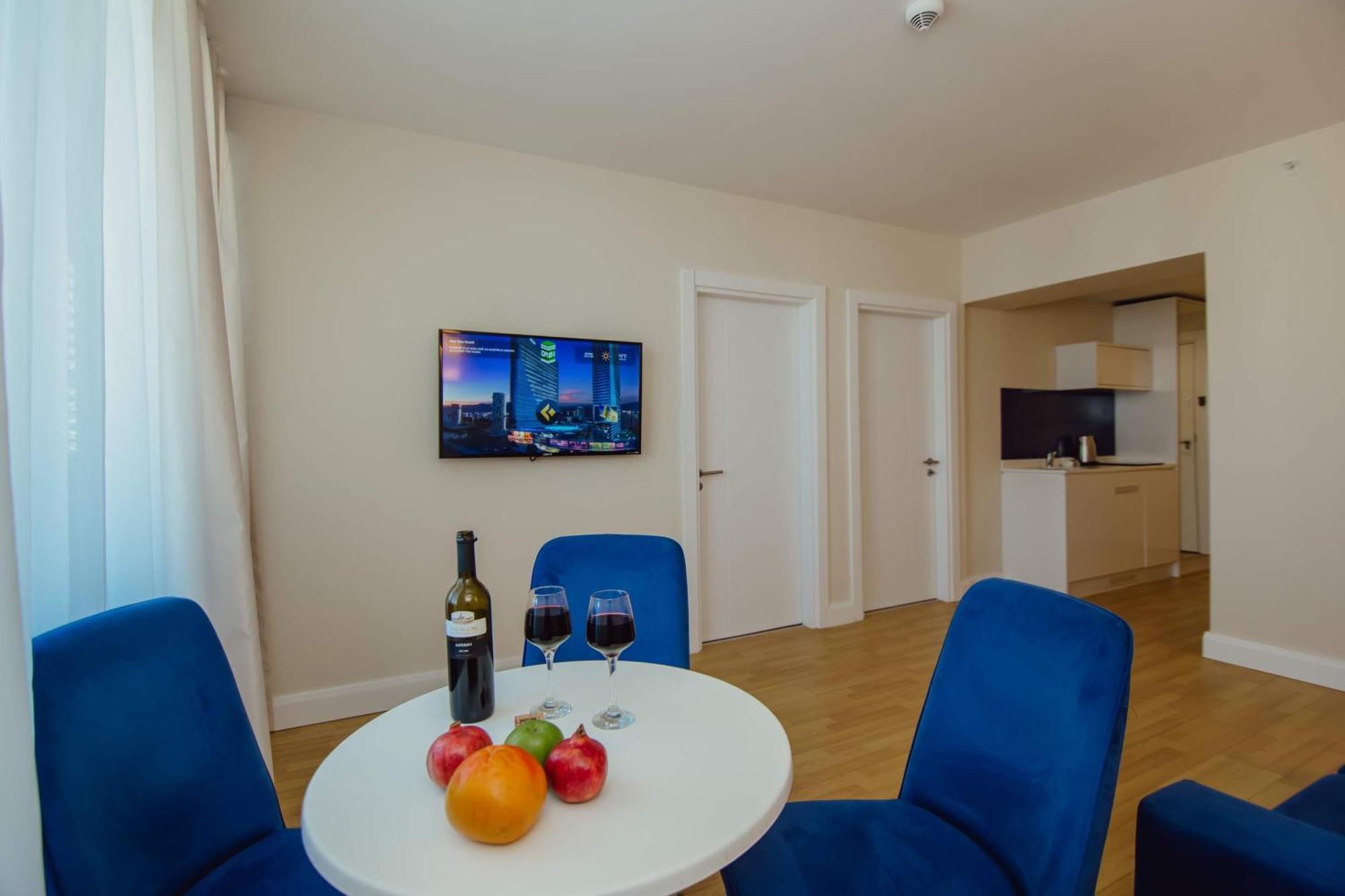 Orbi City Black Sea View Aparthotel Batumi Exterior photo