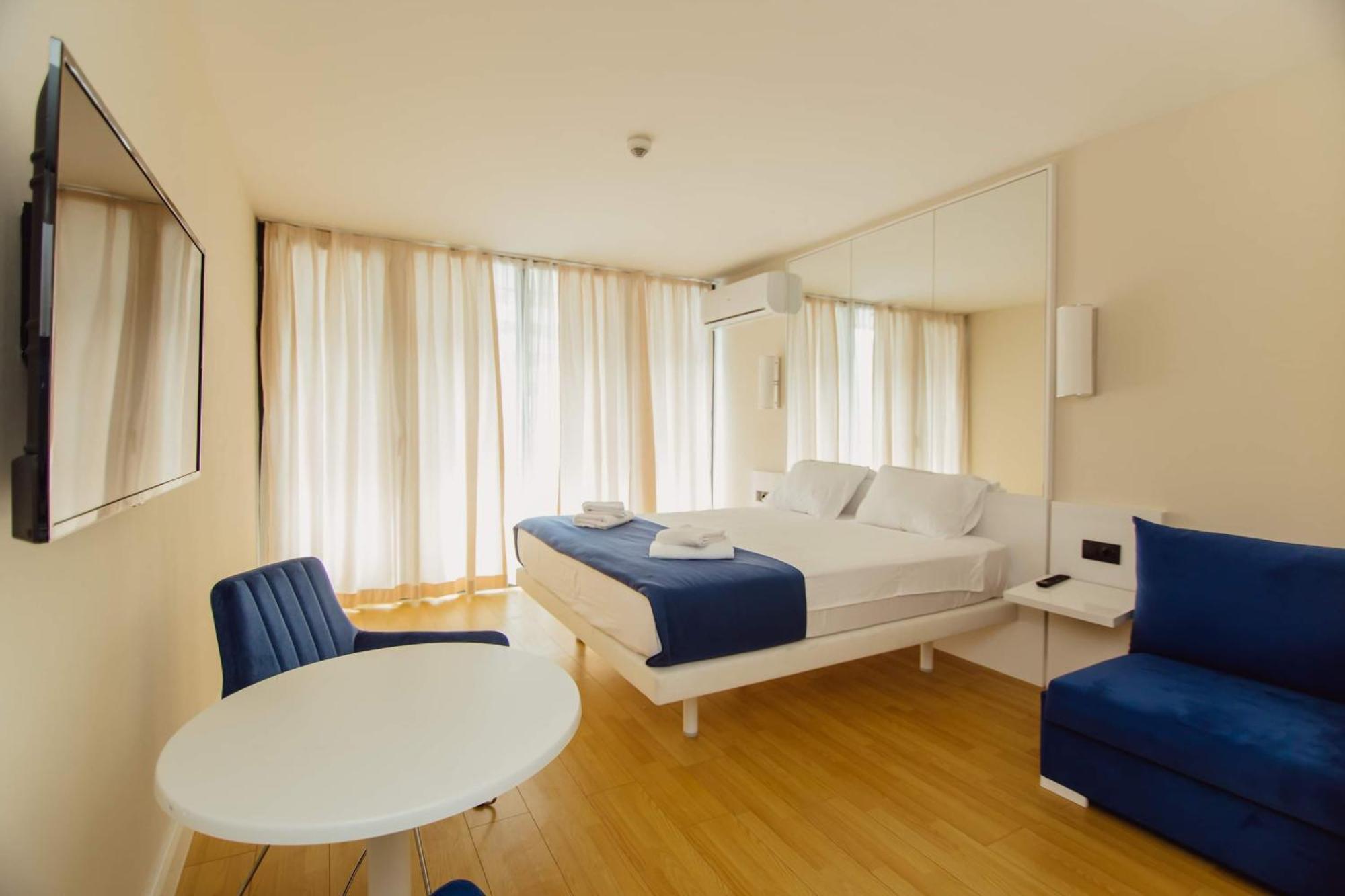 Orbi City Black Sea View Aparthotel Batumi Exterior photo
